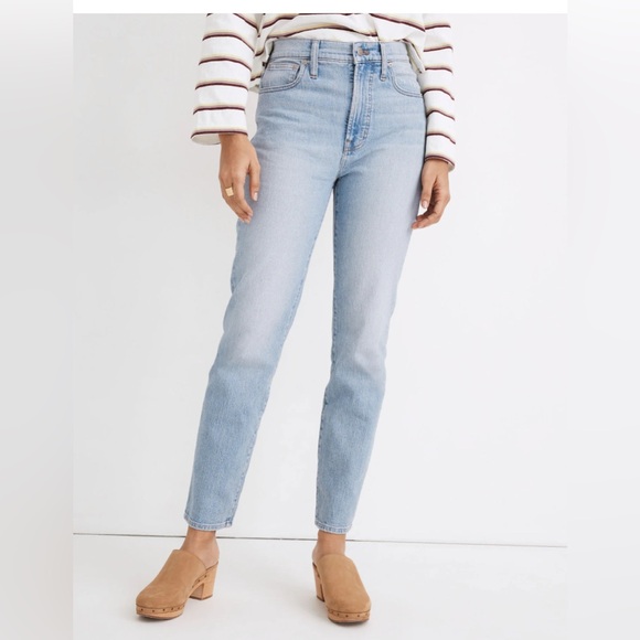 Madewell Denim - Madewell Perfect Vintage Jean MC489 in Fiore Wash High Rise Size 27